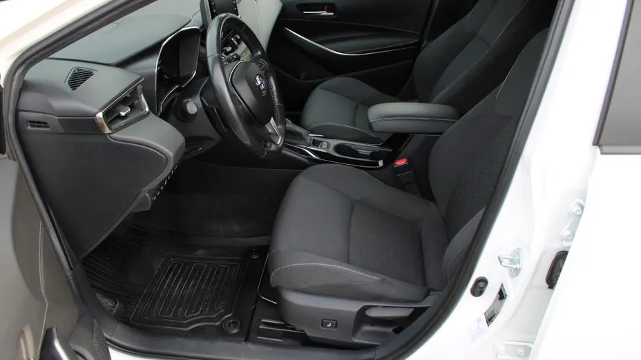 TOYOTA Corolla Corolla 2.0 Hybrid Comfort