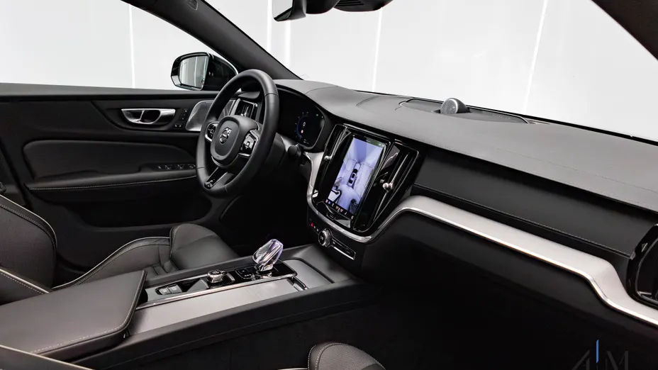 VOLVO S60 S60 B5 B AWD Ultimate Dark aut