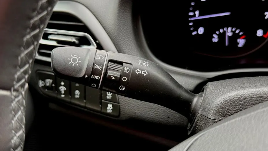 HYUNDAI i30 i30 1.5 T-GDI 48V Smart DCT