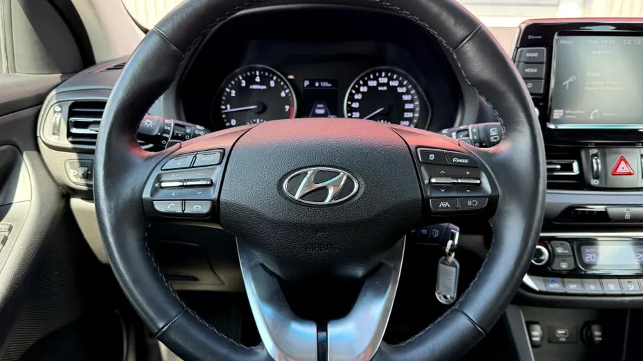 HYUNDAI i30 i30 1.5 T-GDI 48V Smart DCT