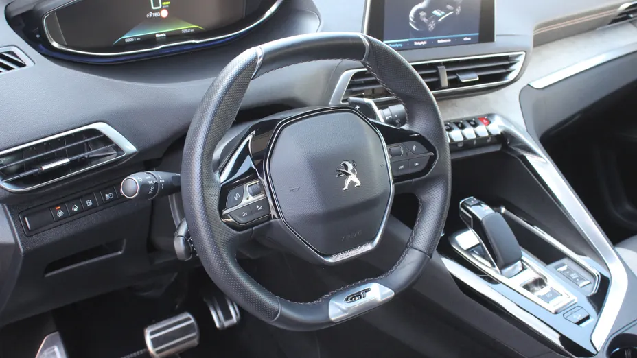 PEUGEOT 3008 3008 1.6 PureTech Hybrid4 PHEV GT S&S EAT8