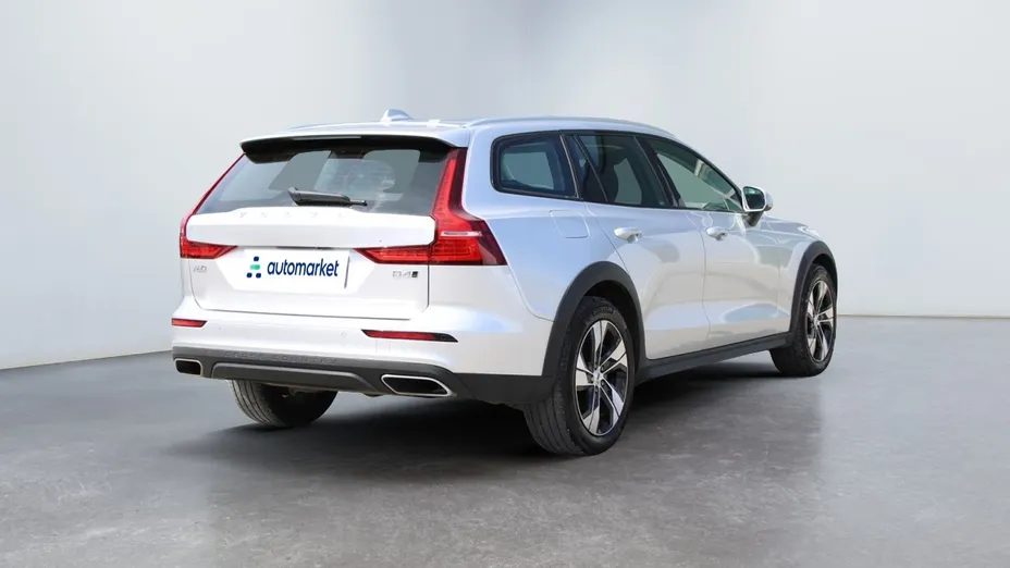 VOLVO V60 V60 CC B4 D AWD aut