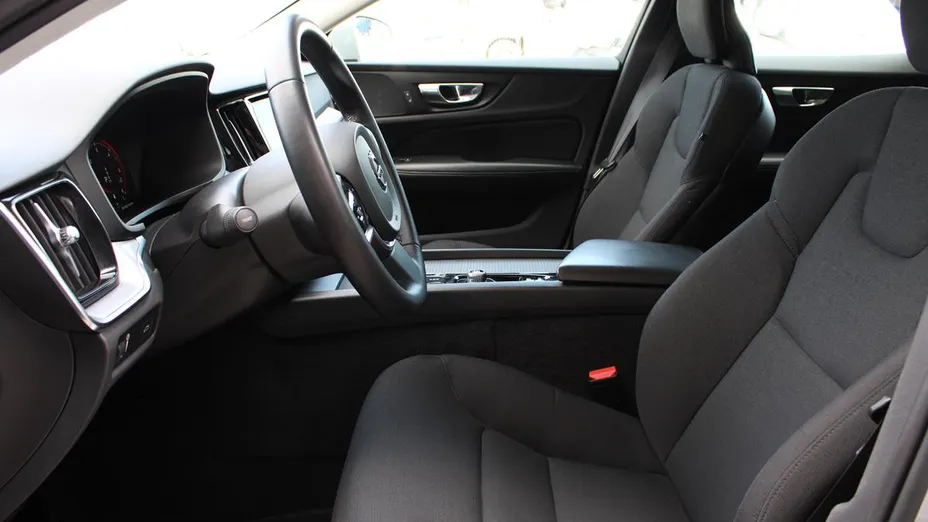 VOLVO V60 V60 CC B4 D AWD aut
