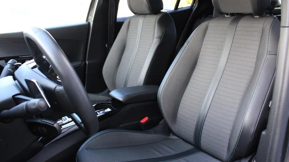 PEUGEOT 2008 2008 1.2 PureTech Allure S&S EAT8