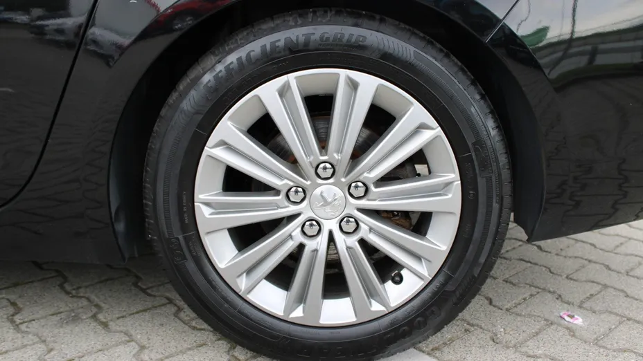 PEUGEOT 308 308 SW 1.5 BlueHDi Allure S&S EAT6