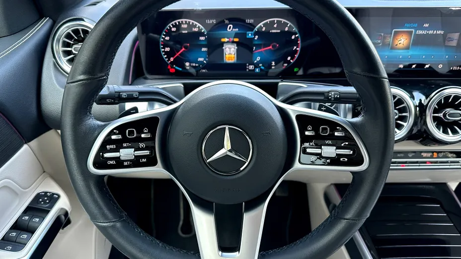 MERCEDES-BENZ GLB GLB 250 Progressive 8G-DCT