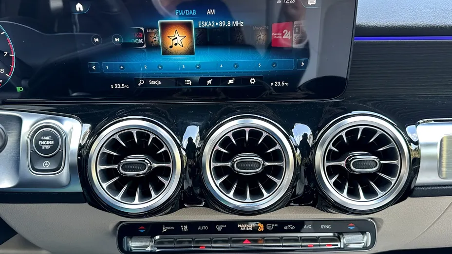 MERCEDES-BENZ GLB GLB 250 Progressive 8G-DCT