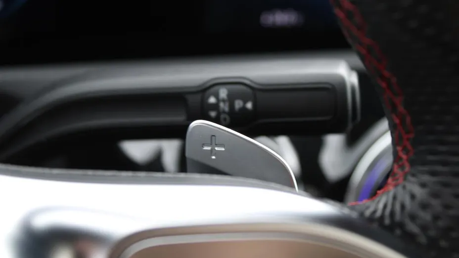 MERCEDES-BENZ CLA CLA 200 d AMG Line 8G-DCT