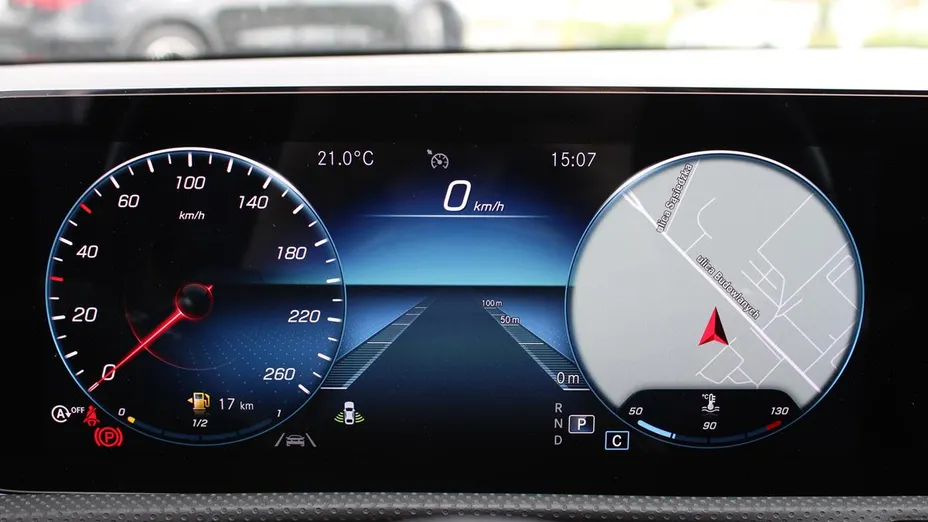 MERCEDES-BENZ CLA CLA 200 d AMG Line 8G-DCT