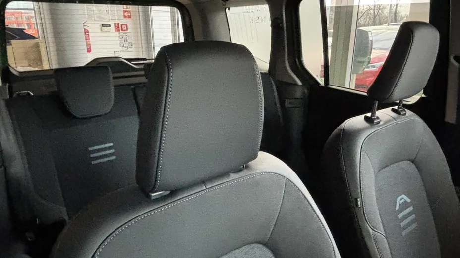 FORD Tourneo Courier Tourneo Courier 1.0 EcoBoost Active Nowy