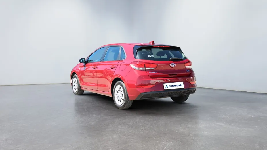 HYUNDAI i30 i30 1.5 DPI Classic +