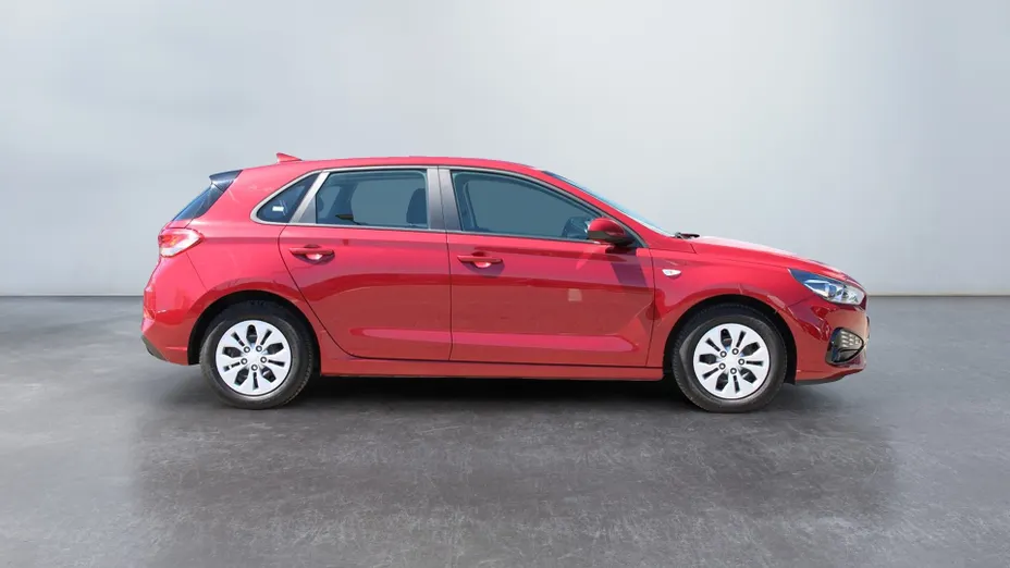 HYUNDAI i30 i30 1.5 DPI Classic +