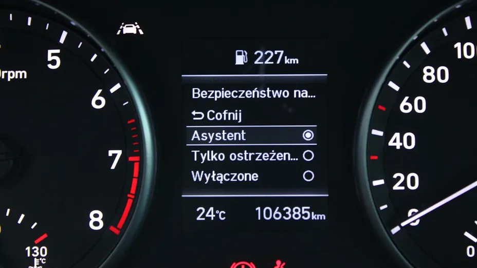 HYUNDAI i30 i30 1.5 DPI Classic +