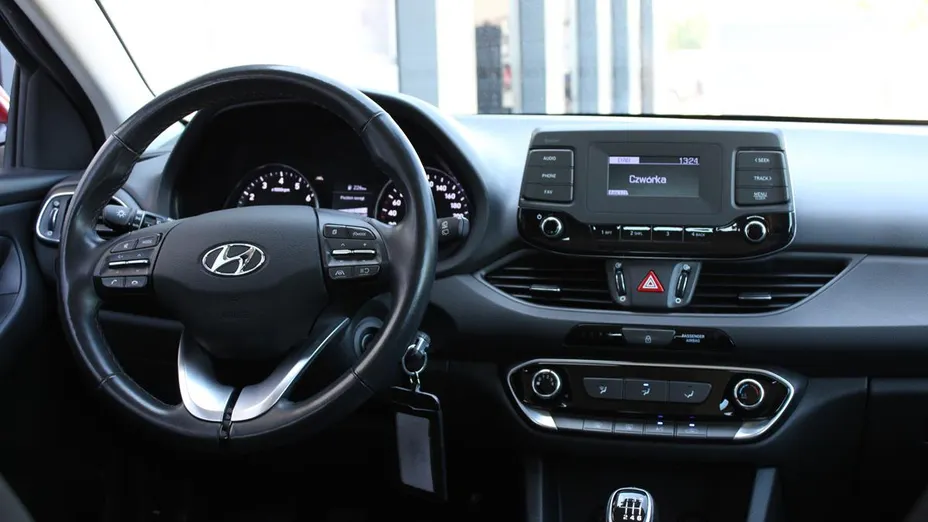 HYUNDAI i30 i30 1.5 DPI Classic +