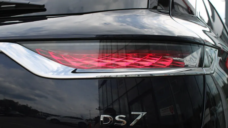 DS DS7 DS 7 2.0 BlueHDi Performance Line + aut