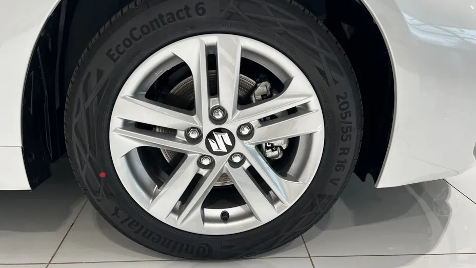 SUZUKI Swace Swace 1.8 Hybrid Premium Plus CVT Nowy