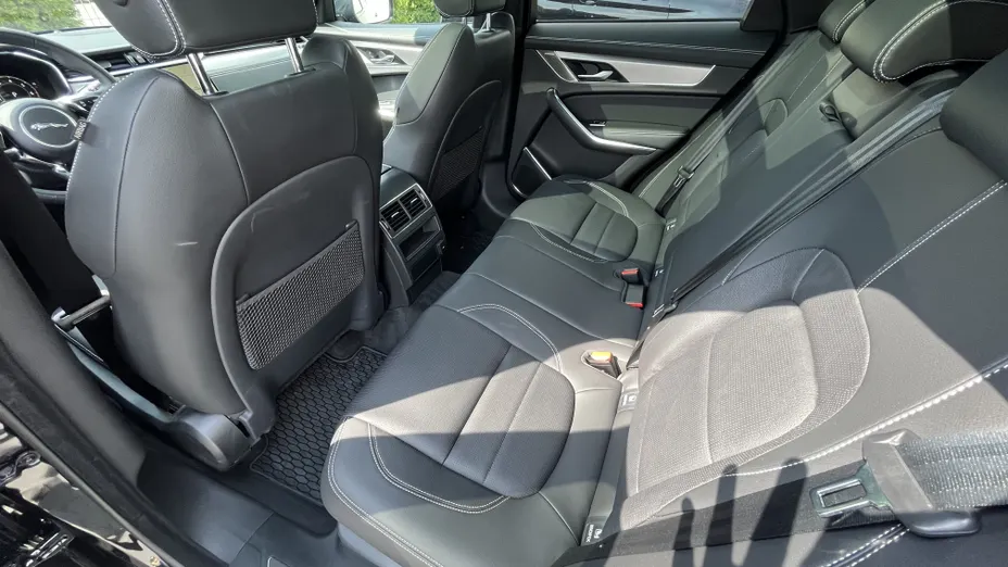 JAGUAR F-Pace F-Pace 2.0 P250 mHEV AWD R-Dynamic SE