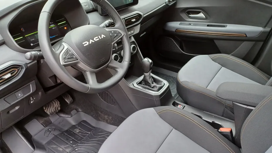 DACIA Jogger Jogger 1.6 Full Hybrid 140 Extreme MMT Nowy