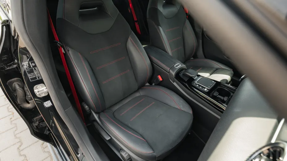 MERCEDES-BENZ CLA AMG CLA 35 4-Matic 7G-DCT