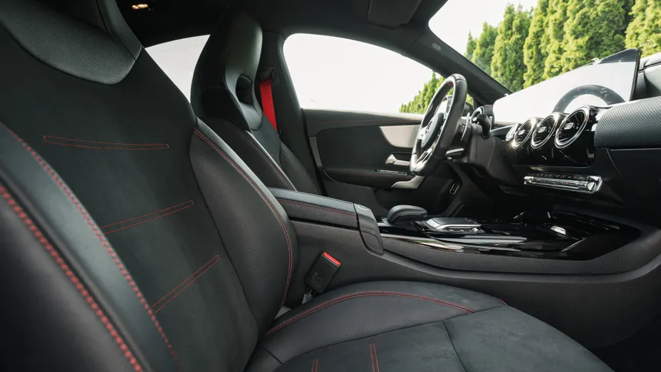 MERCEDES-BENZ CLA AMG CLA 35 4-Matic 7G-DCT