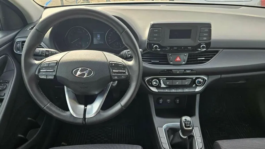 HYUNDAI i30 i30 1.0 T-GDI Modern