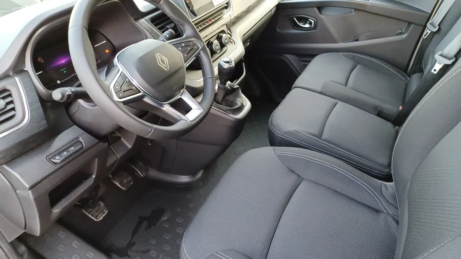 RENAULT Trafic Trafic Kombi 2.0 Blue dCi L2 Equilibre Nowy