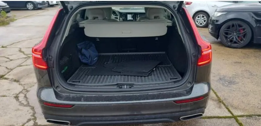 VOLVO V60 V60 CC Pro B4 D AWD aut