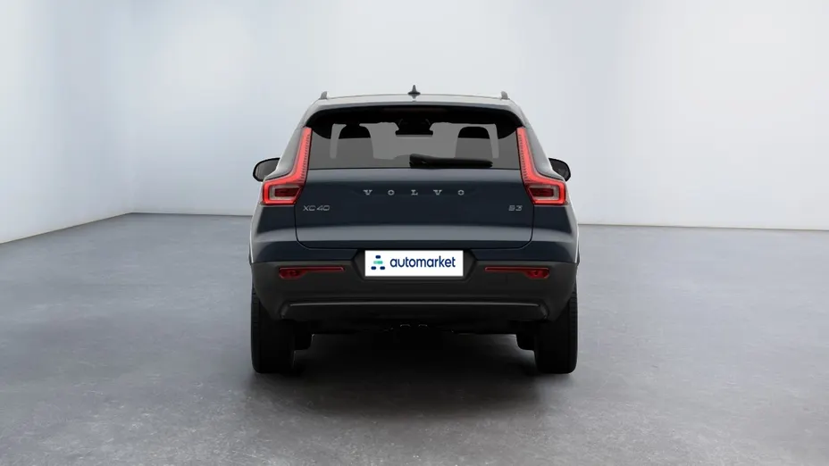 VOLVO XC40 XC40 B3 Ultra Dark aut Nowy
