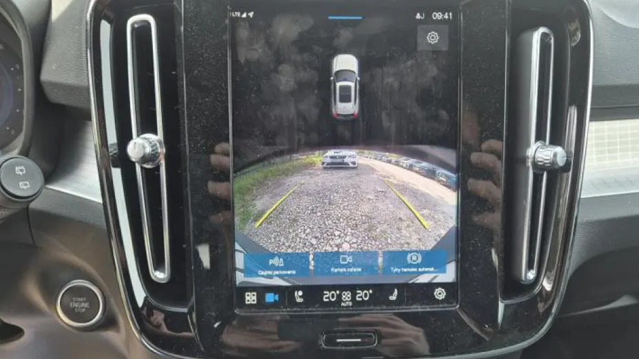 VOLVO XC40 XC40 B3 Plus Dark aut