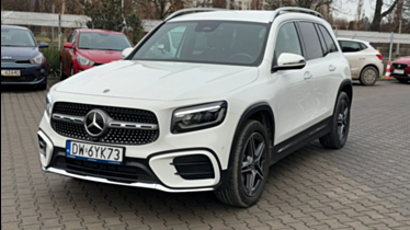 MERCEDES-BENZ GLB