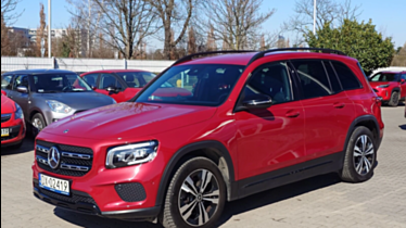 MERCEDES-BENZ GLB