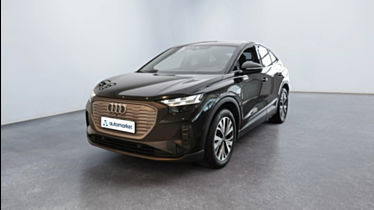 AUDI Q4