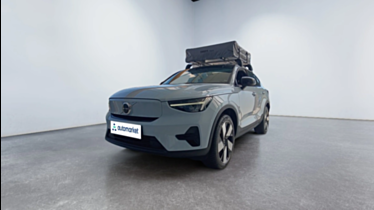 VOLVO C40
