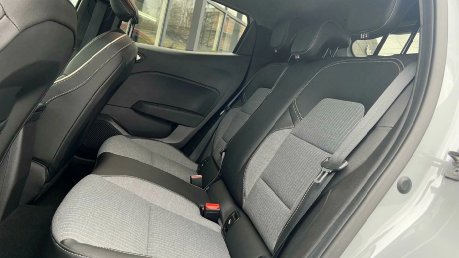 RENAULT Clio Clio 1.0 TCe Techno