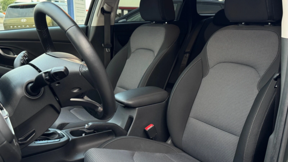 HYUNDAI i30 i30 1.0 T-GDI Modern DCT