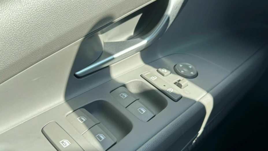 HYUNDAI Elantra Elantra 1.6 Smart CVT