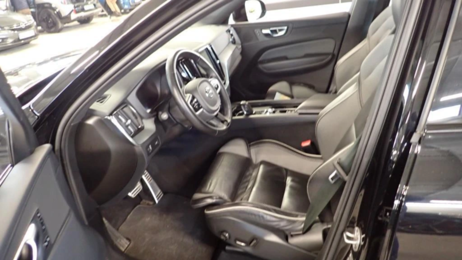 VOLVO XC60 XC60 B4 D R-Design aut
