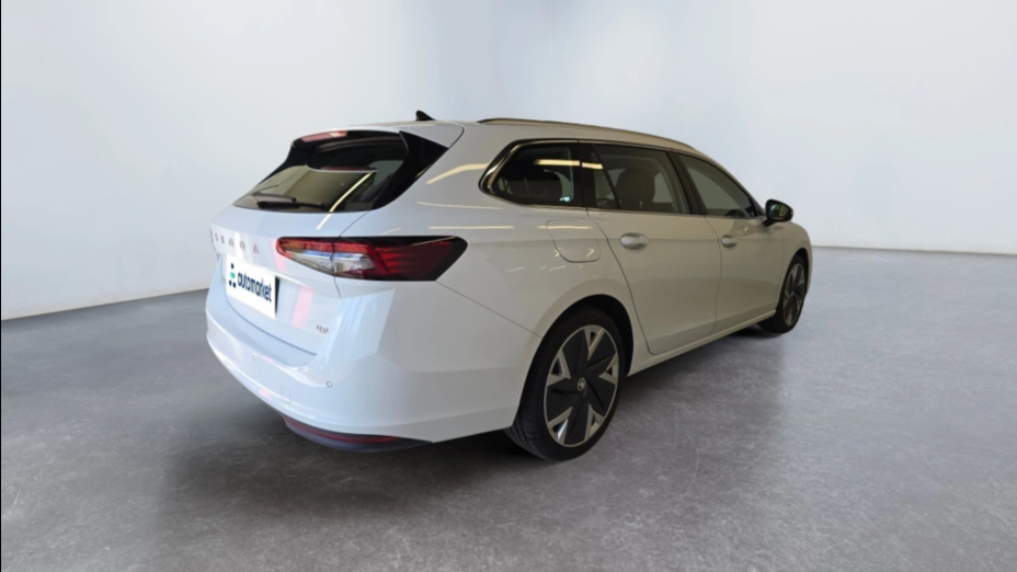 SKODA Superb Superb 2.0 TDI SCR 4x4 Selection DSG