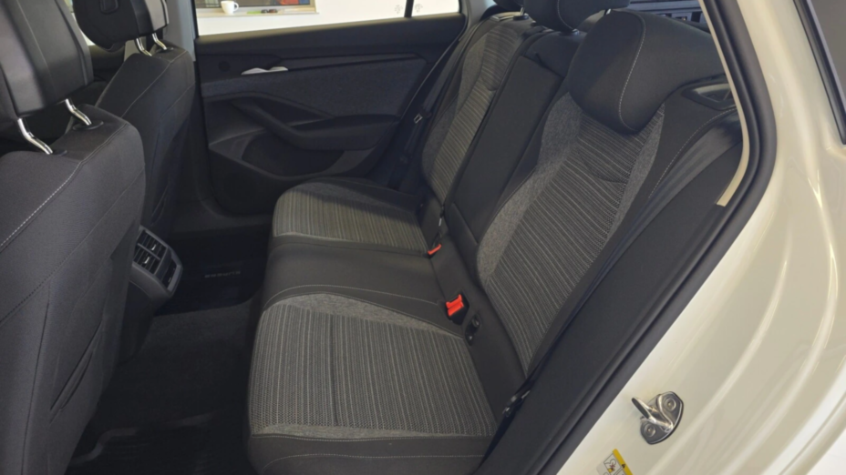 SKODA Superb Superb 2.0 TDI SCR 4x4 Selection DSG