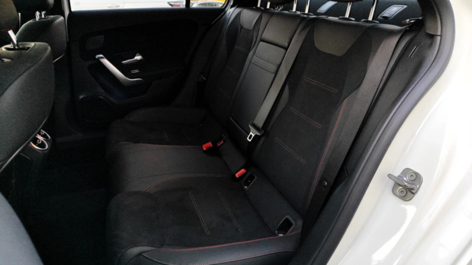 MERCEDES-BENZ A Klasa A 200 AMG Line 7G-DCT