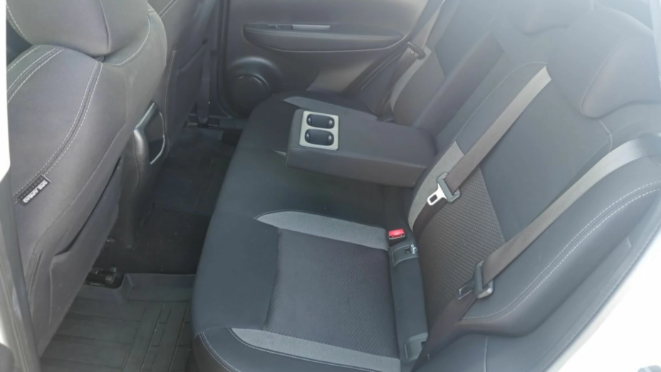NISSAN Qashqai Qashqai 1.3 DIG-T N-Connecta