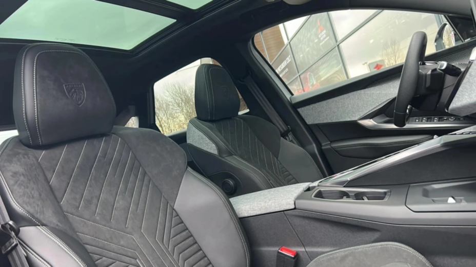 PEUGEOT 3008 3008 1.2 PureTech mHEV GT e-DCS6 Nowy