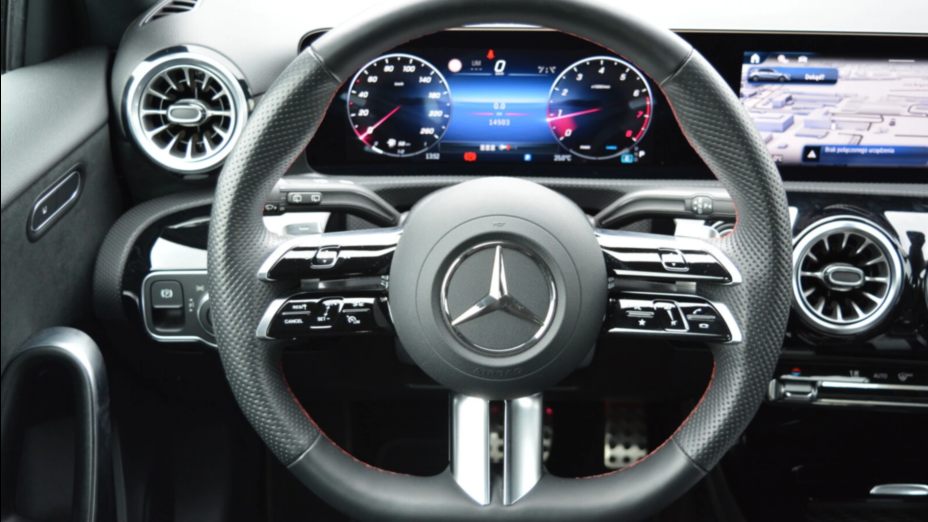 MERCEDES-BENZ A Klasa A 200 7G-DCT