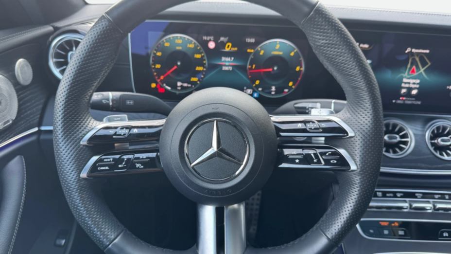 MERCEDES-BENZ E Klasa E 220 d