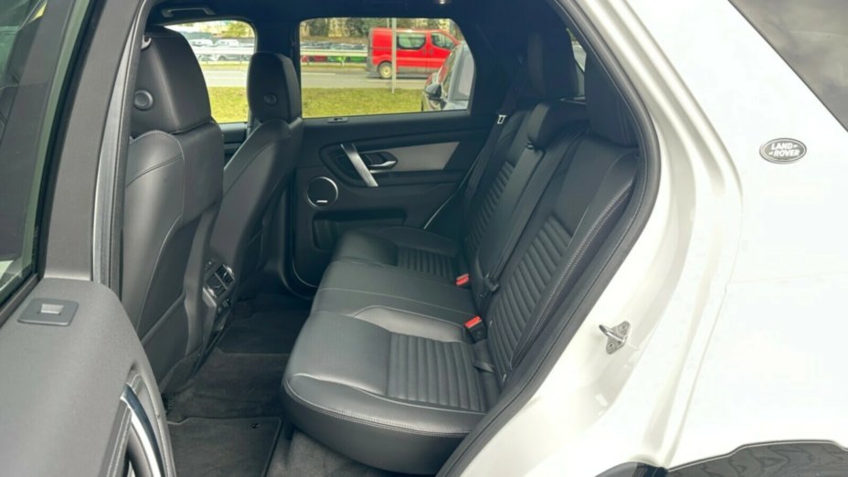 LAND ROVER Discovery Sport Discovery Sport 2.0 P200 mHEV Dynamic SE aut