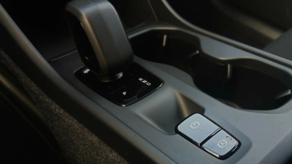 VOLVO XC40 XC40 T3 Momentum Core aut