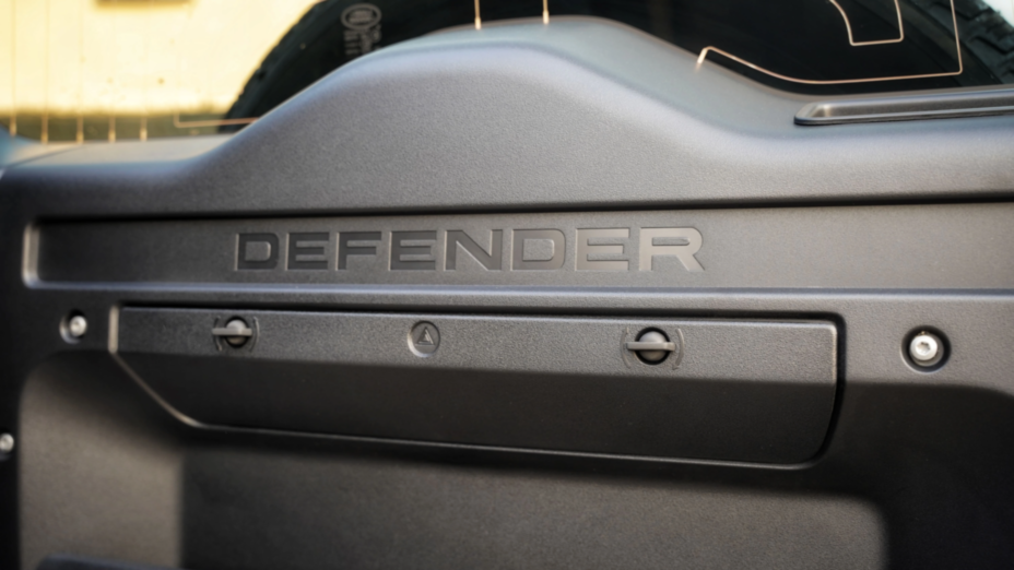 LAND ROVER Defender Defender 110 5.0 P425 S Nowy