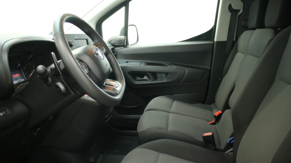 TOYOTA Proace City Proace City 1.2 D-4T Standard 2,3t Active Aut.