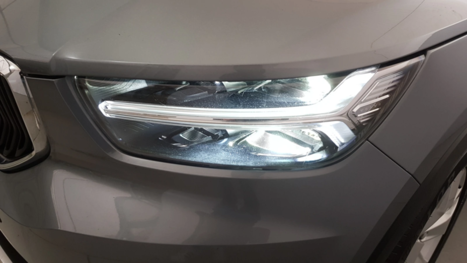 VOLVO XC40 XC40 D4 SCR AWD Momentum aut