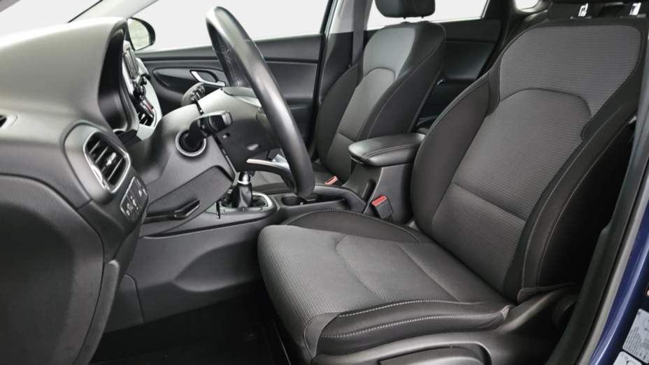 HYUNDAI i30 i30 1.4 Comfort